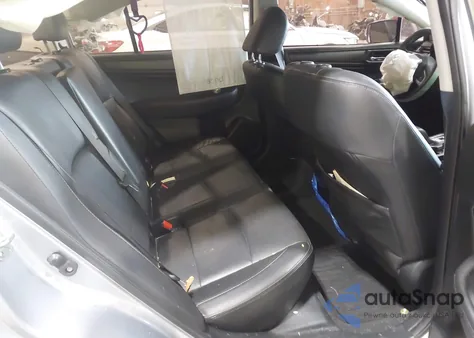 2017 Subaru Legacy 2.5I Limited z USA, uszkodzony, nr VIN 4S3BNAK67H3033802